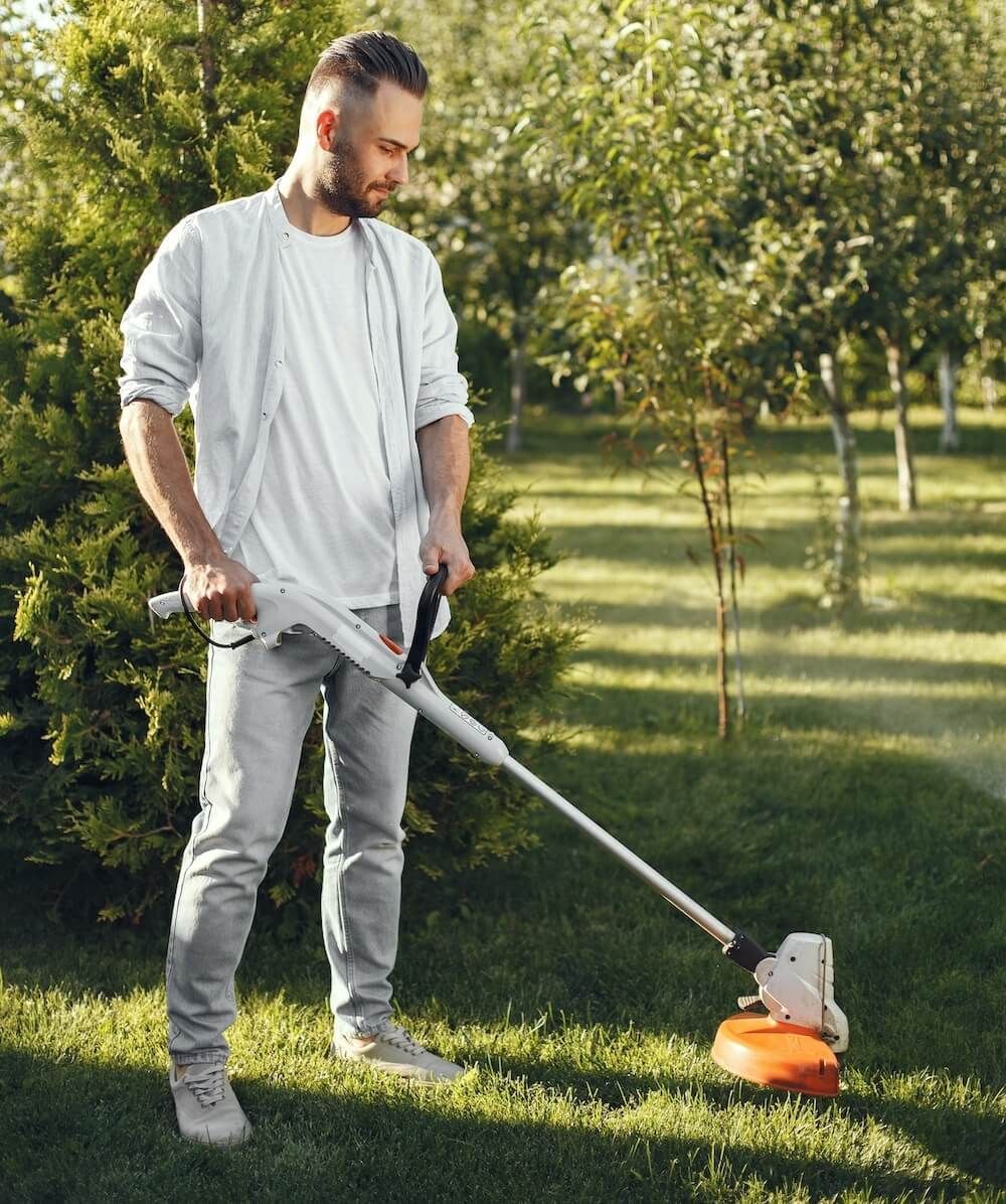 Landscape Care: Edging and Trimming Landscape Care: Edging and Trimming