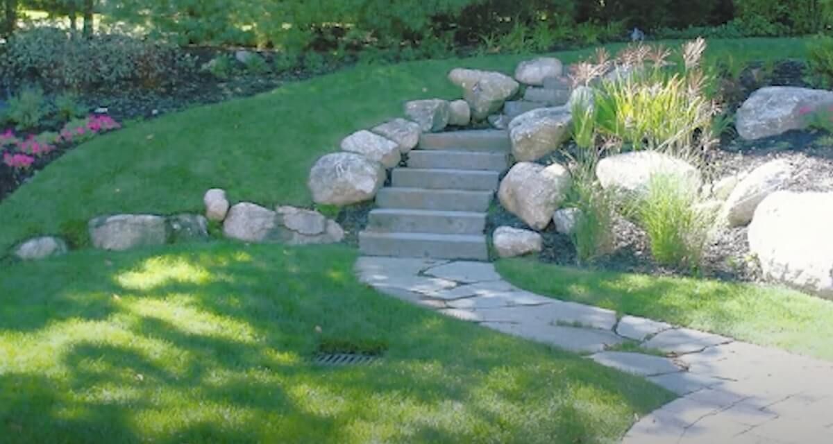 Natural Landscaping for Your Yard Natural Landscaping for Your Yard